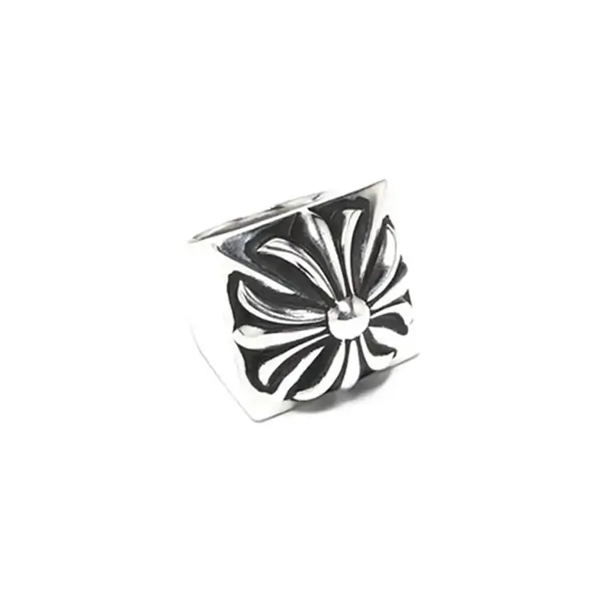 CH Plus Chrome Hearts Pyramid Ring Street Fashion